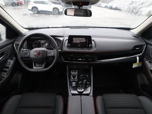 New 2026 Nissan Rogue SV image 7