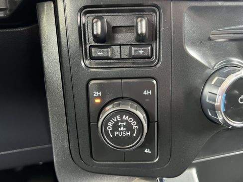 Used 2022 Ford F150 XLT w/ Equipment Group 302A High image 42