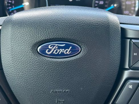 Used 2018 Ford Expedition Limited w/ Equipment Group 302A RWD image 44