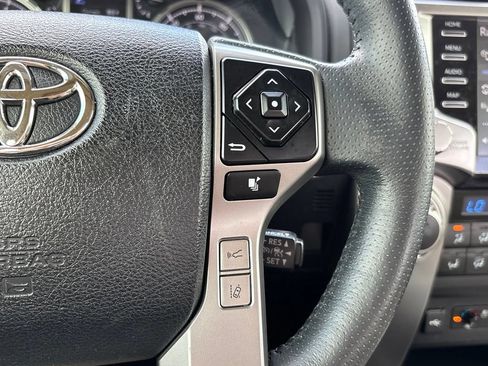 Used 2022 Toyota 4Runner Limited AWD/4WD image 20
