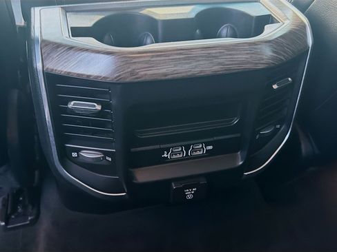 Used 2020 RAM 1500 Laramie image 21