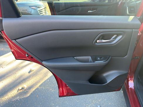 New 2026 Nissan Rogue SV image 28