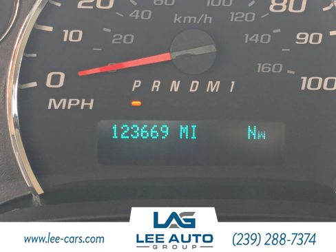 Used 2017 Chevrolet Express 3500 LT w/ LT Preferred Equipment Group image 24