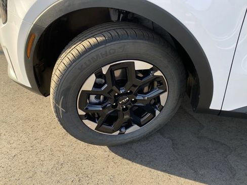 New 2025 Kia Sorento S image 42