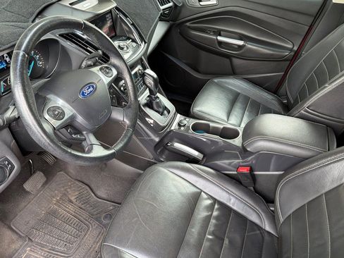 Used 2014 Ford Escape Titanium w/ Equipment Group 401A AWD/4WD image 9