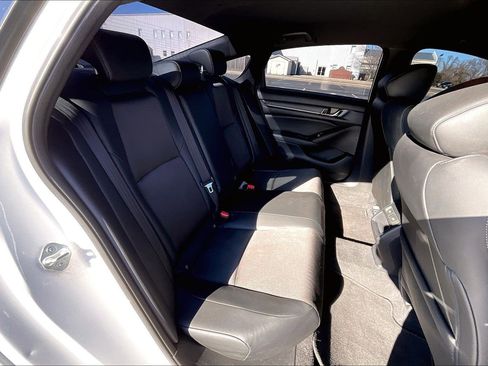 Used 2022 Honda Accord Sport image 16
