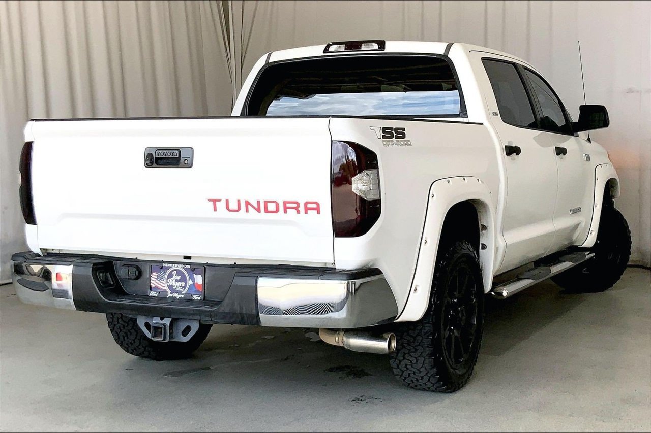 Used 2014 Toyota Tundra SR5 w/ SR5 Upgrade Package RWD image 13