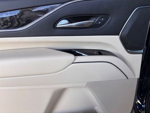 Certified 2021 Cadillac Escalade Premium Luxury w/ Driver Assist Tech Package image 32