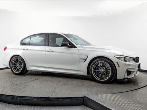 Used 2017 BMW M3 image 9
