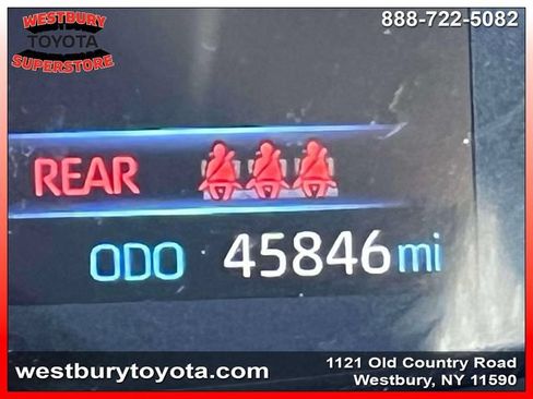 Used 2022 Toyota Corolla LE FWD image 29