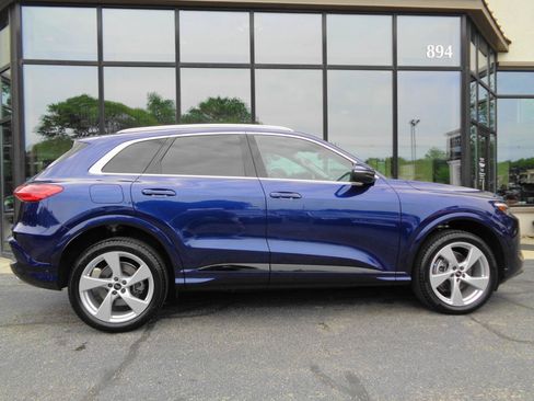Used 2025 Audi Q5 Premium Plus AWD/4WD image 4