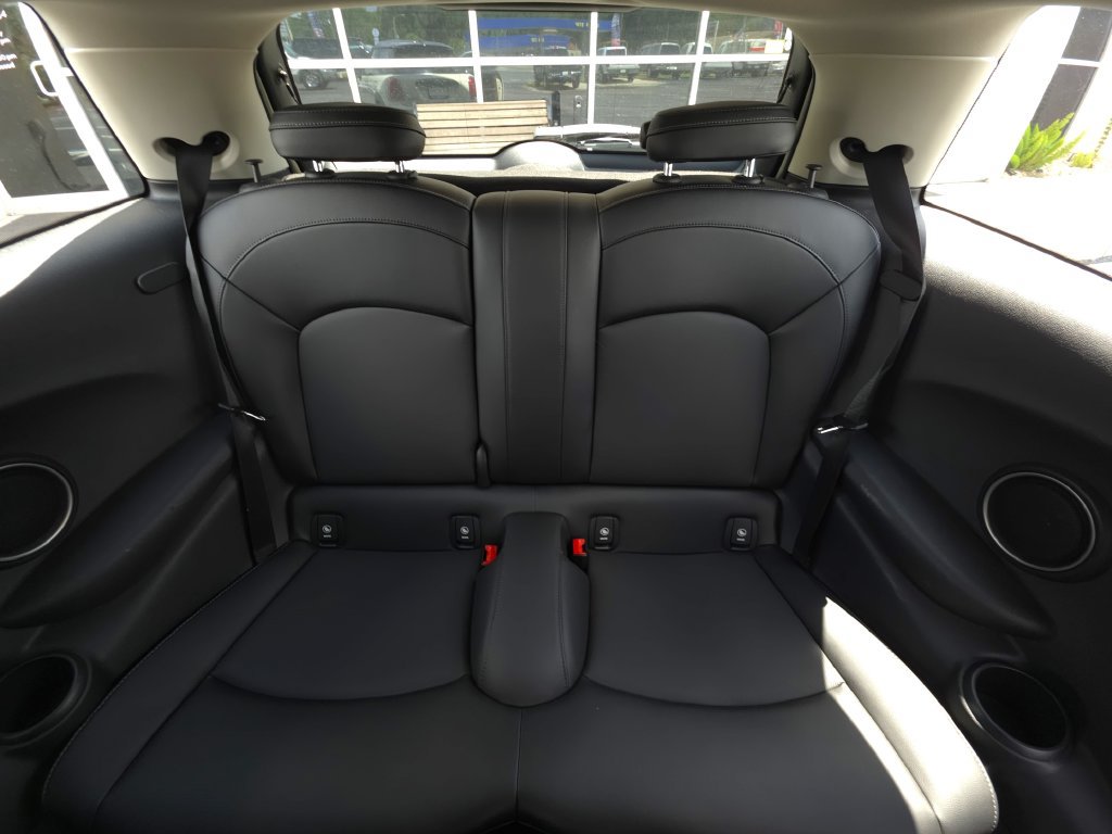 Used 2015 MINI Cooper S FWD image 16