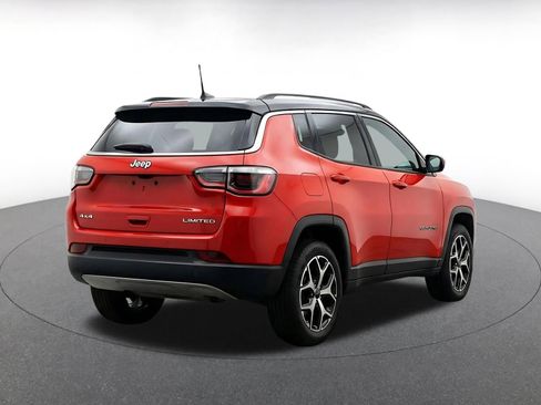 Used 2025 Jeep Compass Limited AWD/4WD image 7