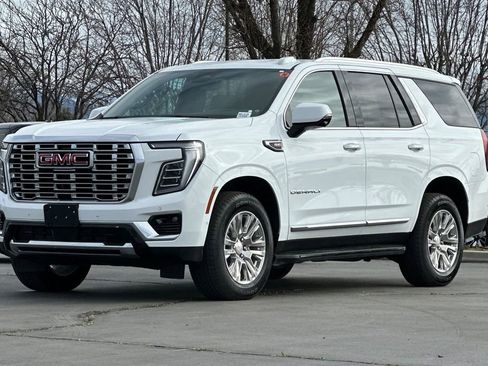 Used 2025 GMC Yukon Denali AWD/4WD image 8