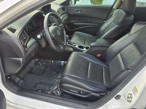 Used 2014 Acura ILX FWD image 9