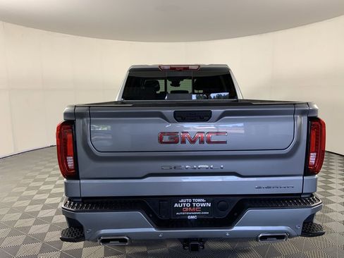 Used 2025 GMC Sierra 1500 Denali image 8