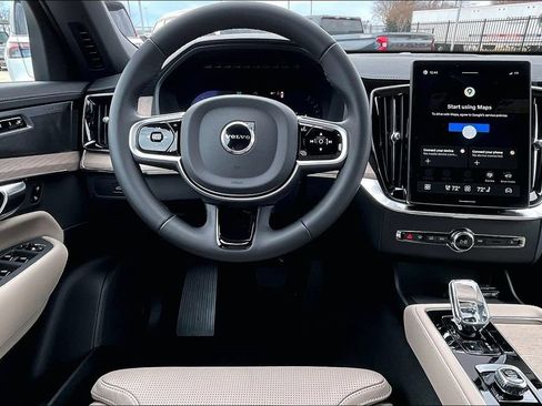 New 2026 Volvo XC90 B6 Ultra w/ Protection Package Premier AWD/4WD image 13