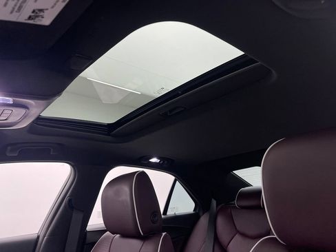 Used 2023 Cadillac CT4 Sport RWD image 5