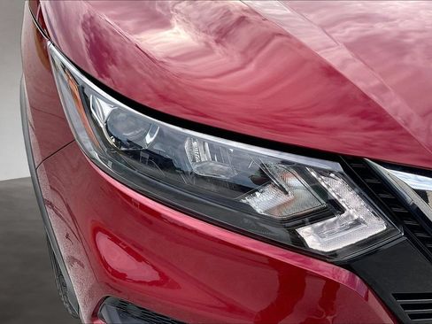 Used 2020 Nissan Rogue Sport SV w/ All-Weather Package AWD/4WD image 28
