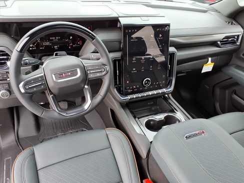 New 2026 GMC Yukon XL AT4 image 17