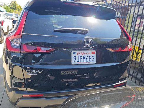 Used 2024 Honda CR-V Sport image 3
