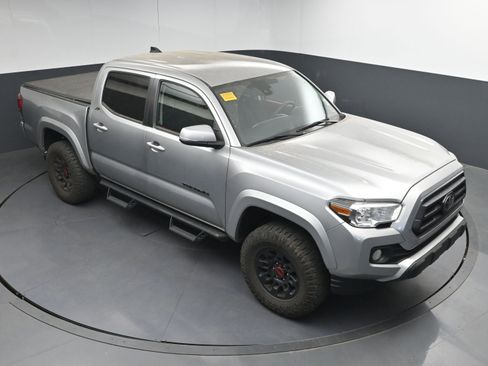 Used 2023 Toyota Tacoma SR5 image 33