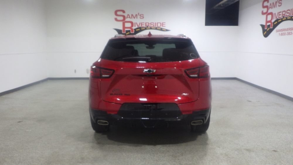 Used 2025 Chevrolet Blazer RS w/ Driver Confidence II Package AWD/4WD image 3