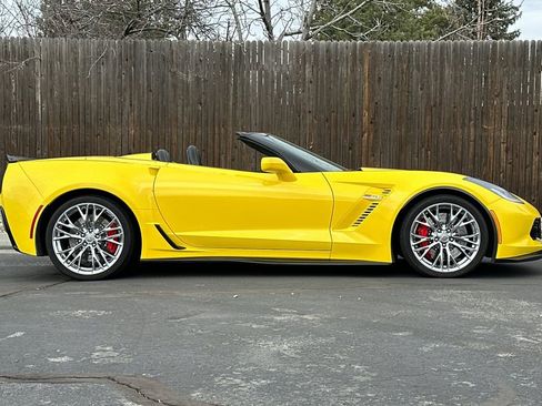 Used 2016 Chevrolet Corvette Z06 w/ 3LZ Preferred Equipment Group image 3