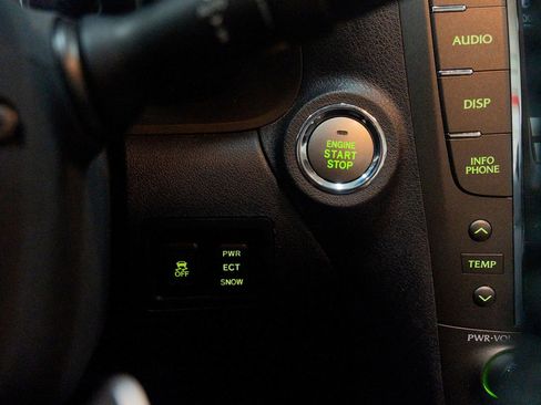 Used 2010 Lexus IS 250C image 31