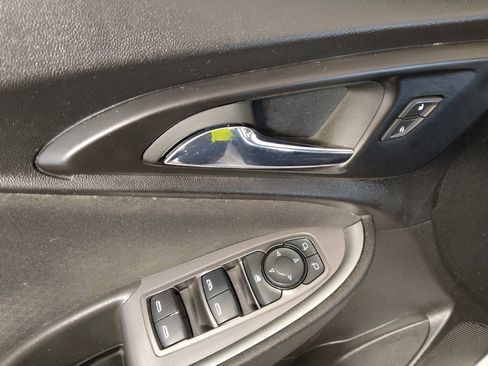 Used 2023 Chevrolet Malibu LT FWD image 27