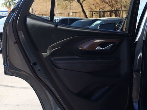 Used 2018 GMC Terrain SLE w/ Driver Convenience Package image 32