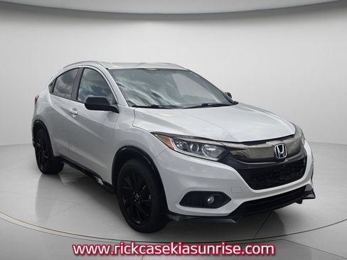Used 2021 Honda HR-V Sport image 4