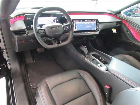 New 2024 Dodge Charger R/T w/ Plus Group image 15