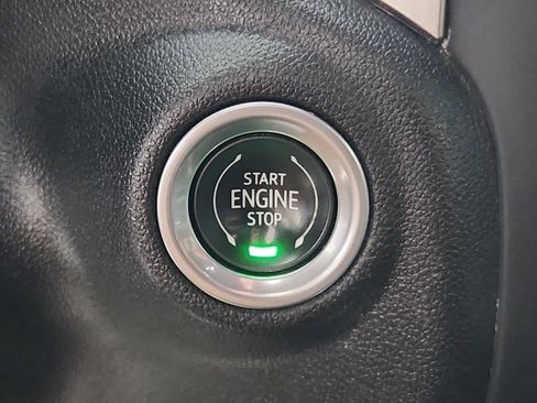 Used 2022 Chevrolet Silverado 1500 RST w/ Bed Protection Package image 24