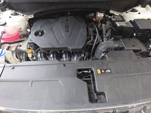 Certified 2023 Hyundai Tucson Limited AWD/4WD image 23