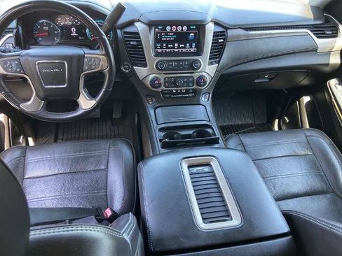 Used 2018 GMC Yukon XL Denali RWD image 16