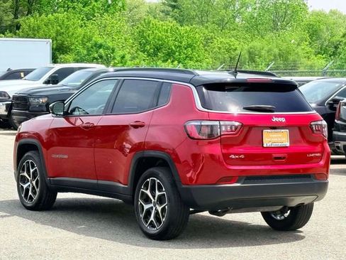 Certified 2025 Jeep Compass Limited AWD/4WD image 7