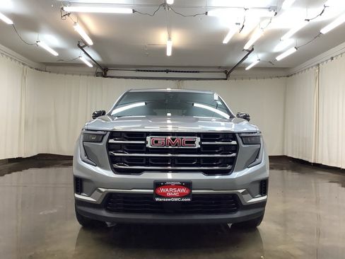 Used 2025 GMC Acadia Elevation image 11