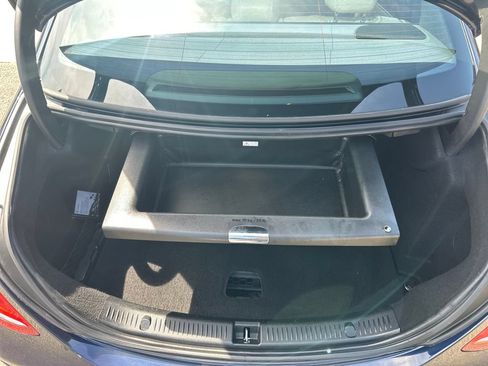 Used 2017 Mercedes-Benz E 300 4MATIC image 20
