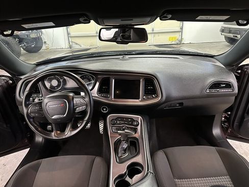Used 2021 Dodge Challenger R/T Scat Pack RWD image 16