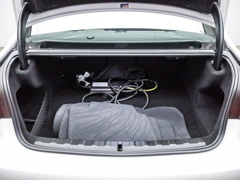 Certified 2022 BMW 330e w/ Convenience Package image 28