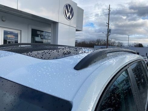 New 2026 Volkswagen Atlas SE image 14