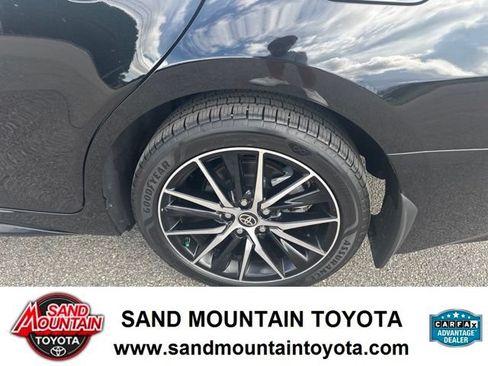 Used 2023 Toyota Camry SE FWD image 10