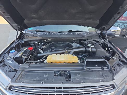 Used 2018 Ford F150 Lariat w/ Equipment Group 502A Luxury AWD/4WD image 19
