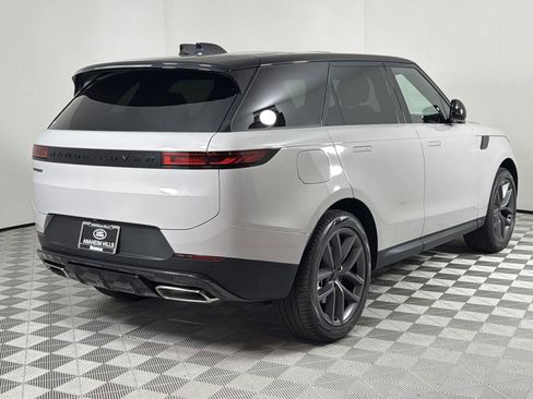 New 2026 Land Rover Range Rover Sport SE image 5