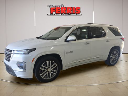 Used 2023 Chevrolet Traverse High Country AWD/4WD image 1