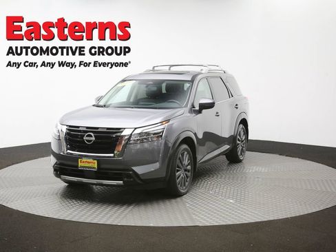 Used 2023 Nissan Pathfinder SL w/ SL Premium Package AWD/4WD image 56