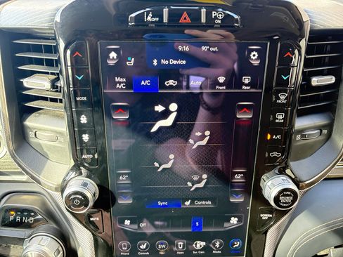 Used 2020 RAM 1500 Limited RWD image 17