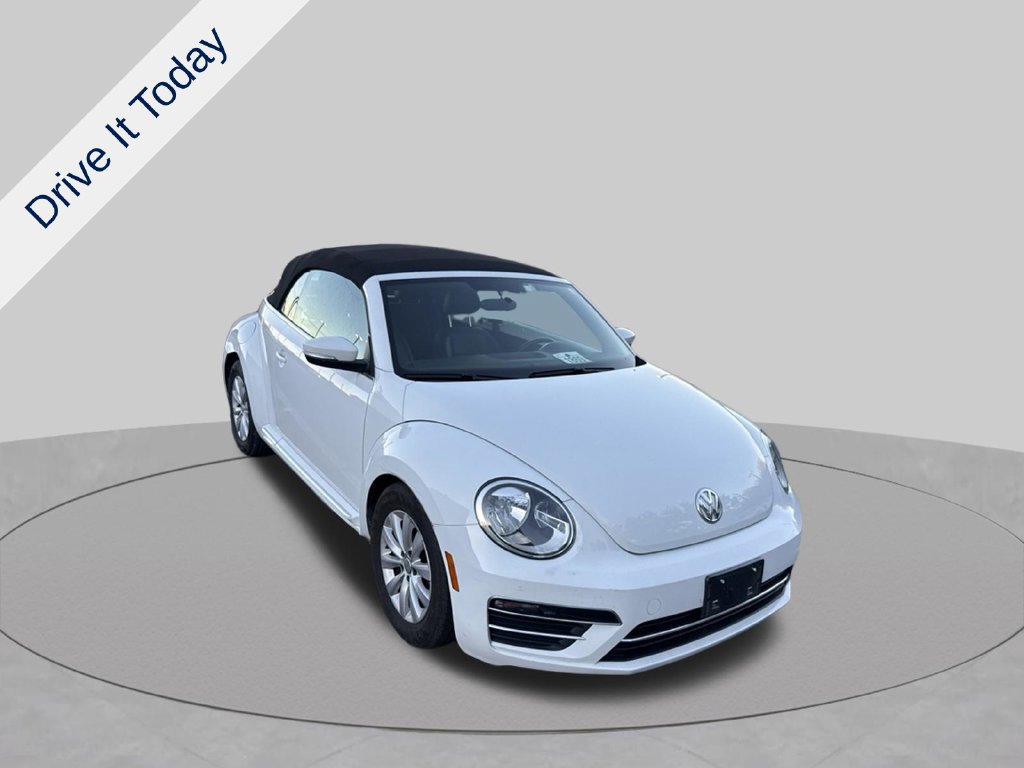 Used 2019 Volkswagen Beetle 2.0T S FWD image 3