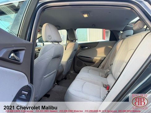 Used 2021 Chevrolet Malibu LS FWD image 9
